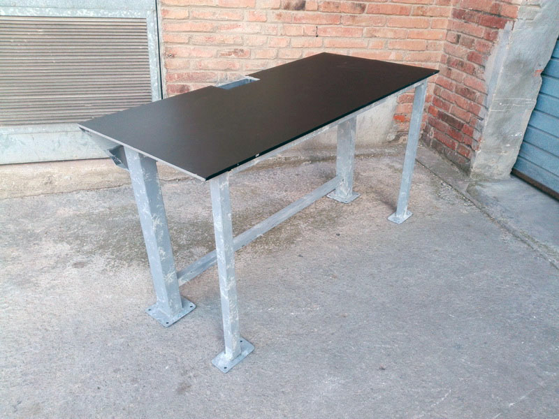 mesa locutores radio tv futbol deporte metal madera 76x140x65 8u